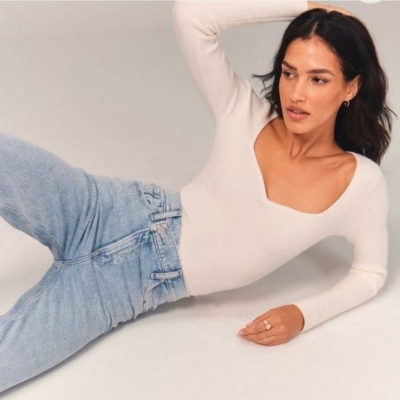Abercrombie & Fitch Ultra High Rise 90s Straight Jean | Size 29 / 8 Regular - Picture 11 of 11